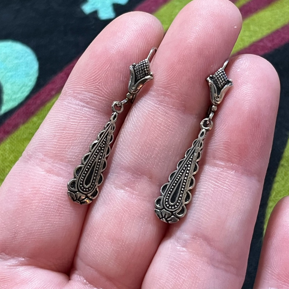 Vintage Art Deco Style Silver Tone Metal Pierced Costume Jewelry Earrings